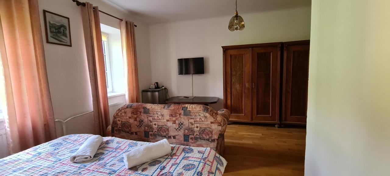 Pension Pod Lipou Loučovice Esterno foto