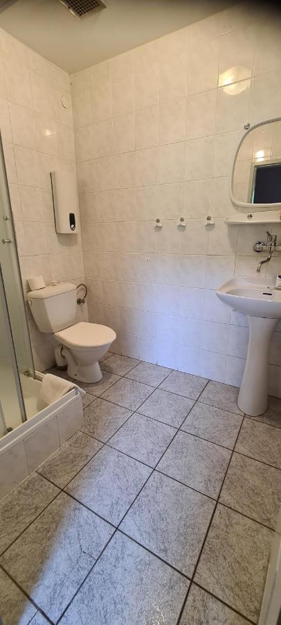 Pension Pod Lipou Loučovice Esterno foto