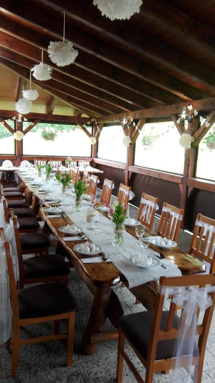 Pension Pod Lipou Loučovice Esterno foto